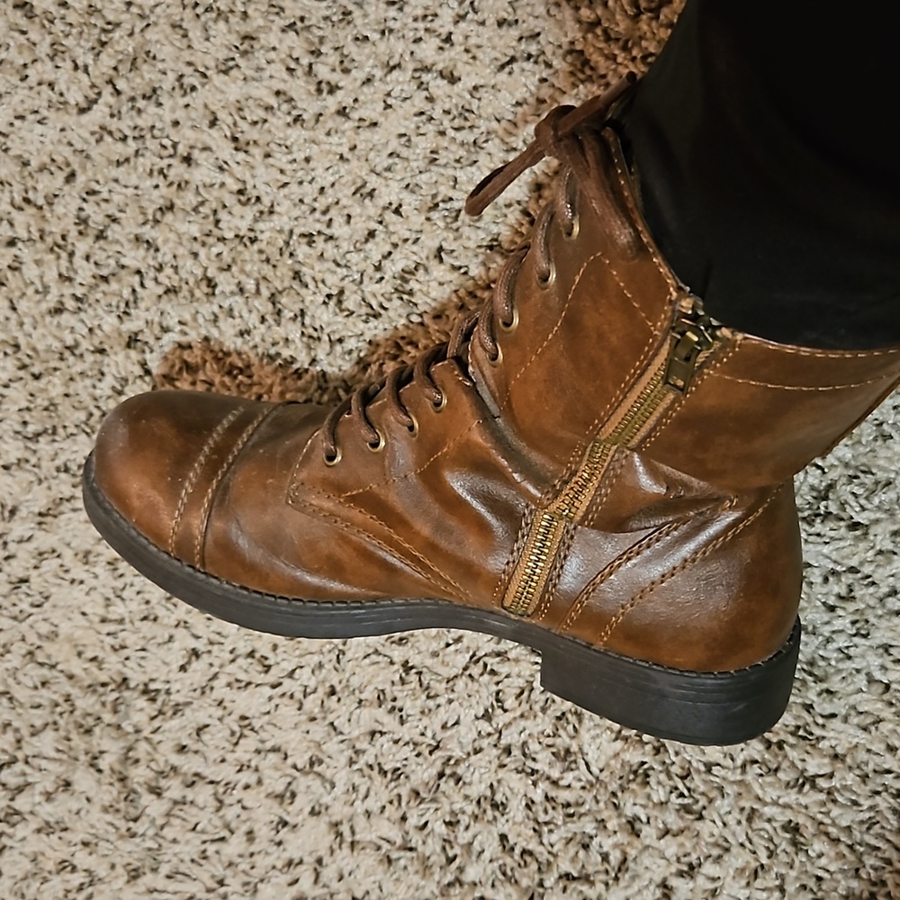 BRASH COMBAT BOOTS SIZE 12M